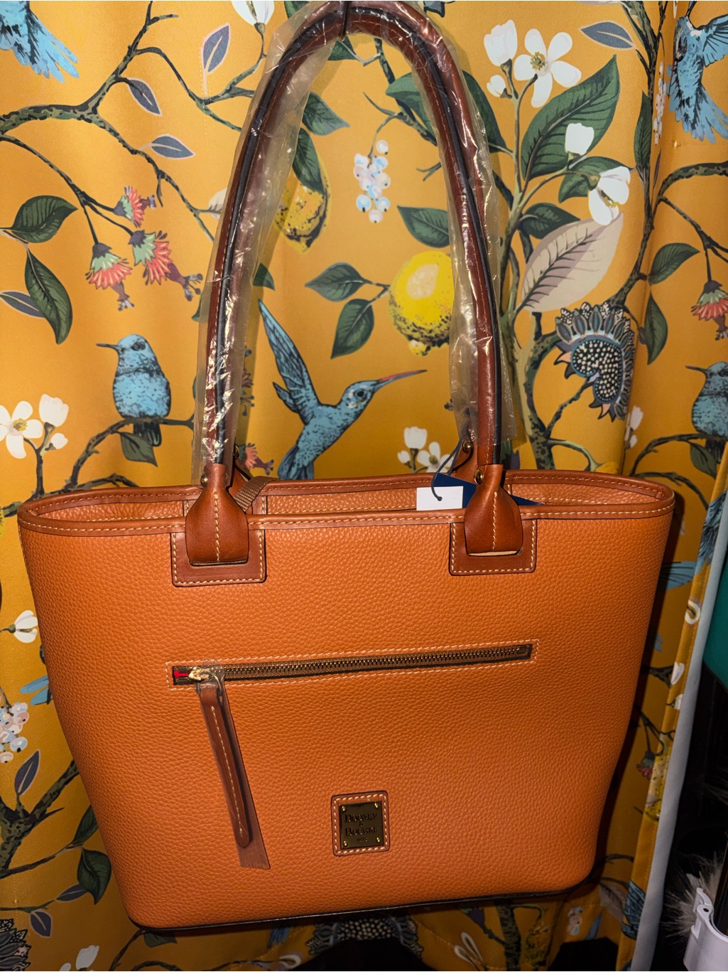 New Dooney And Bourke French Caramel Zip Tote